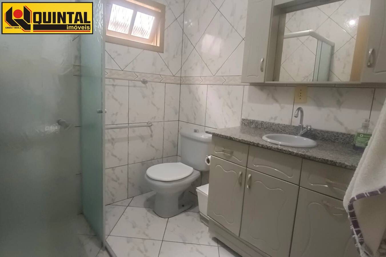 Casa Residencial 5 dormitórios no bairro Garcia