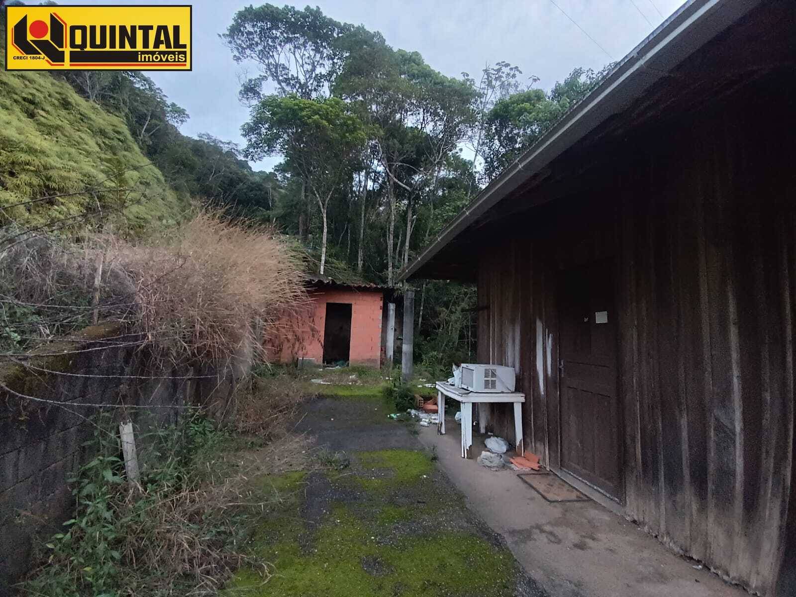 Casa Residencial 3 dormitórios no bairro Glória