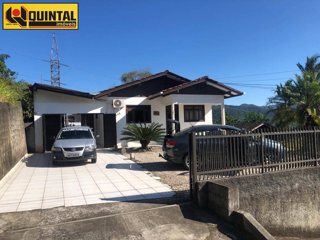 Casa Residencial 2 dormitórios  no bairro Progresso em Blumenau - Quintal Imóveis - Imóveis em Blumenau e região