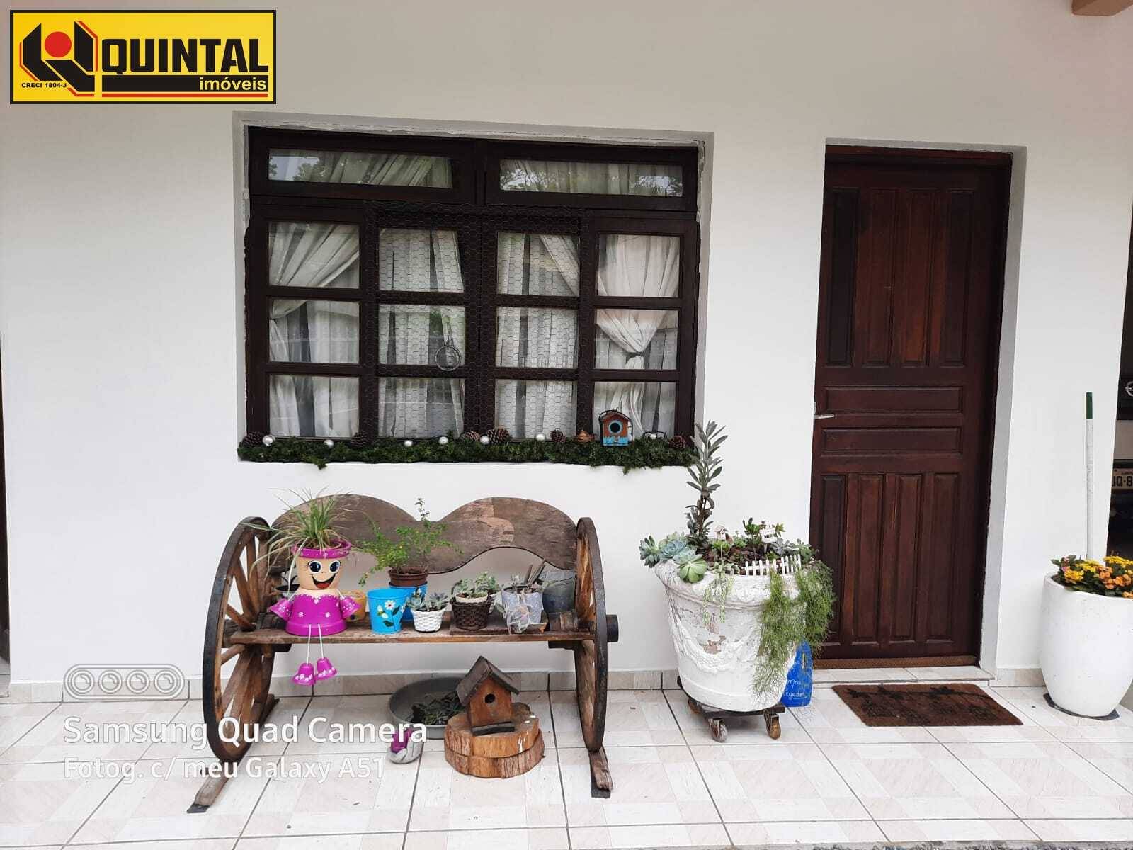 Casa Residencial 8 dormitórios no bairro GlÃ³ria