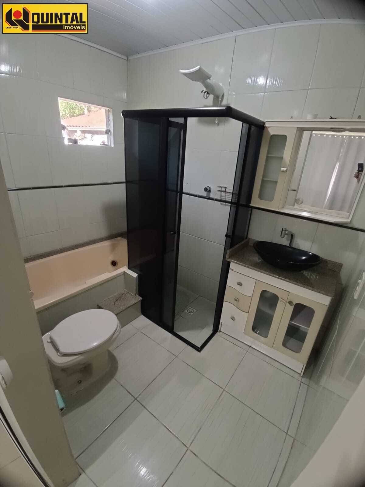 Casa Residencial 3 dormitórios no bairro Glória