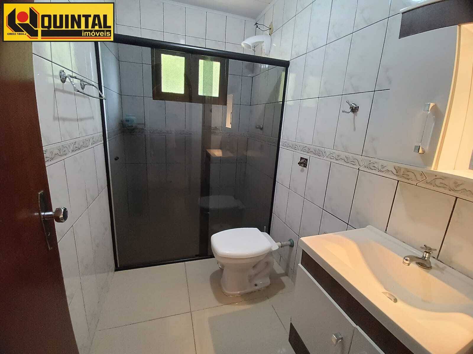 Casa Residencial 3 dormitórios no bairro Glória