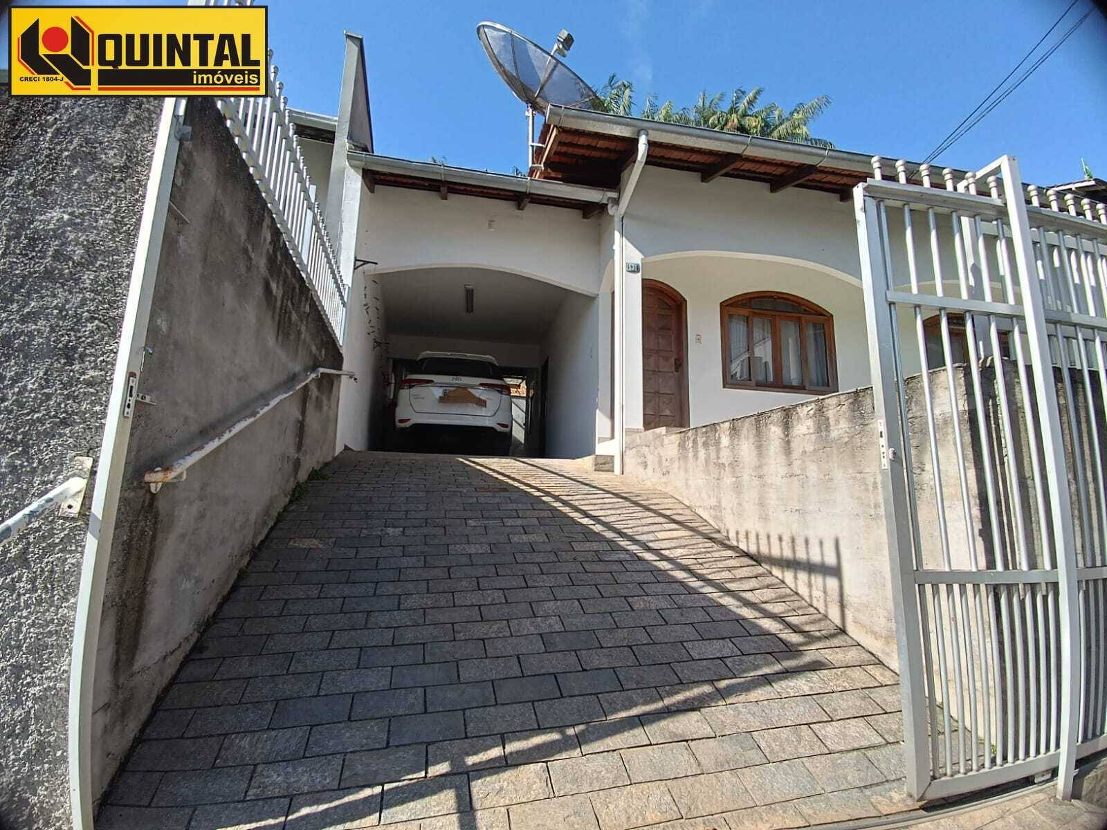 Casa Residencial 4 dormitórios no bairro Progresso