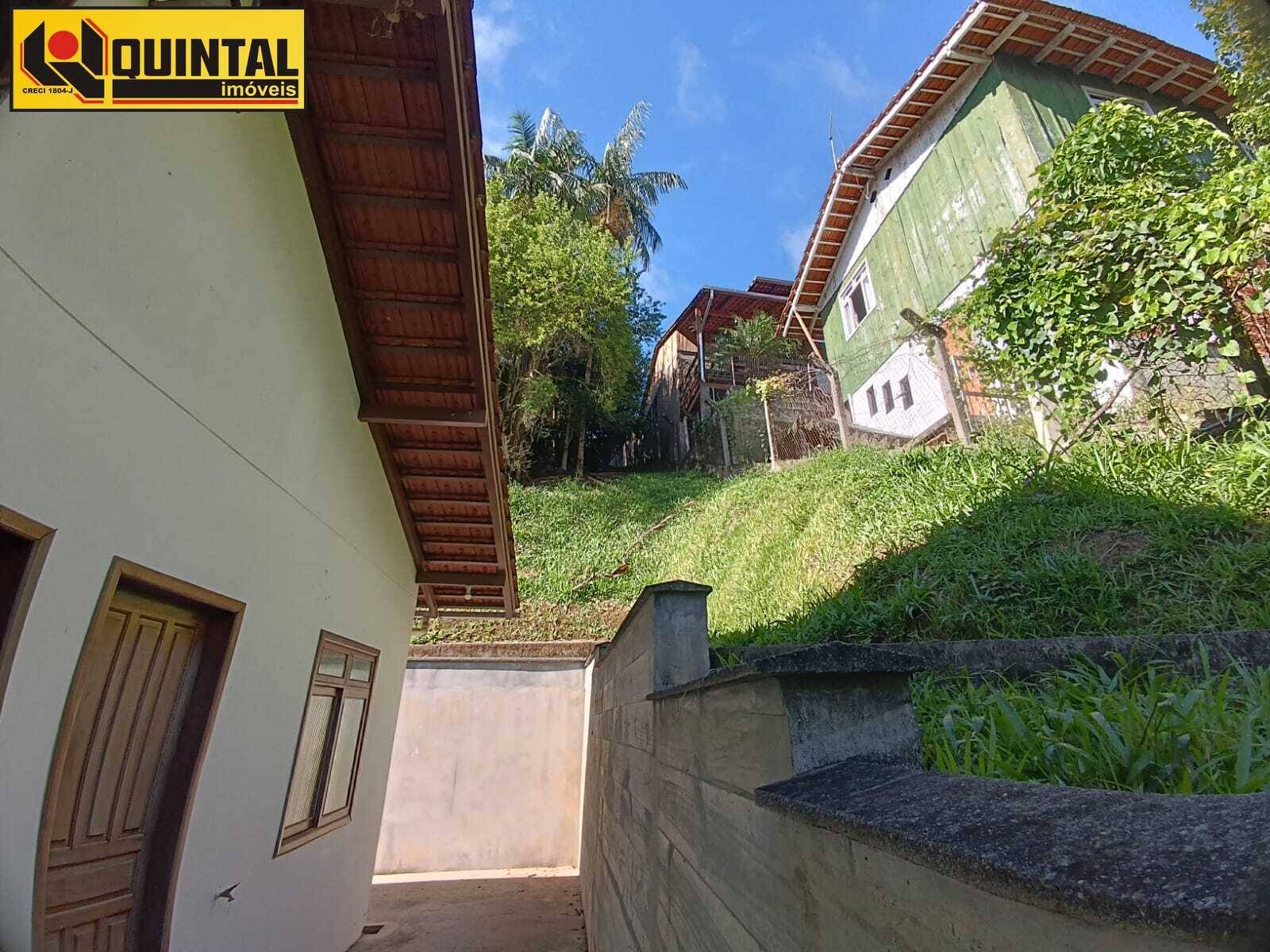 Casa Residencial 4 dormitórios no bairro Progresso