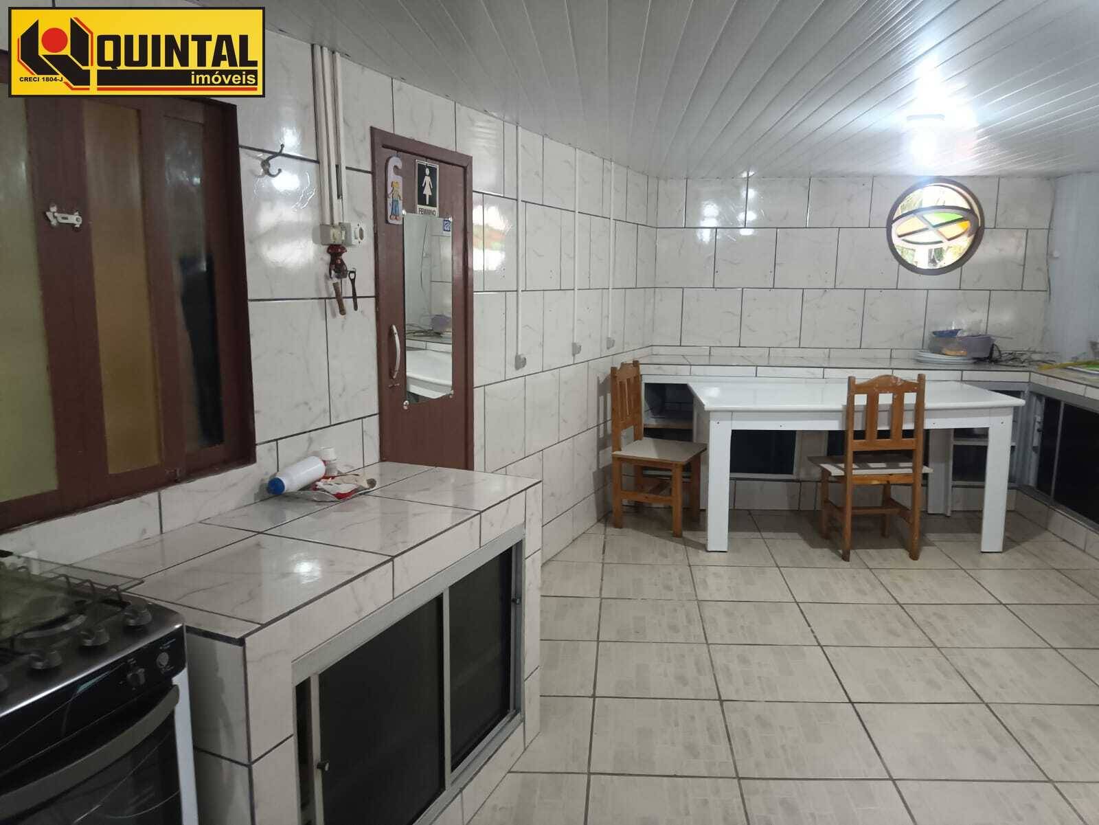 Casa Residencial 8 dormitórios no bairro Progresso