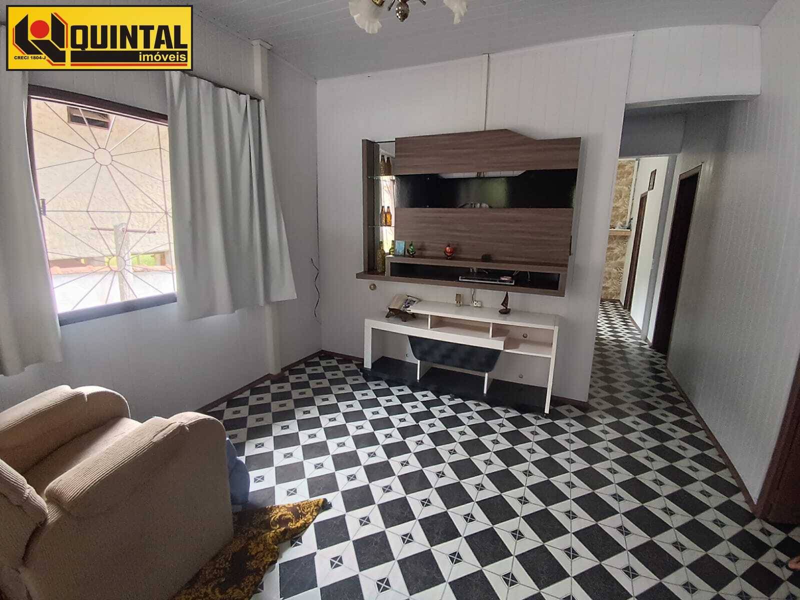 Casa Residencial 8 dormitórios no bairro Progresso