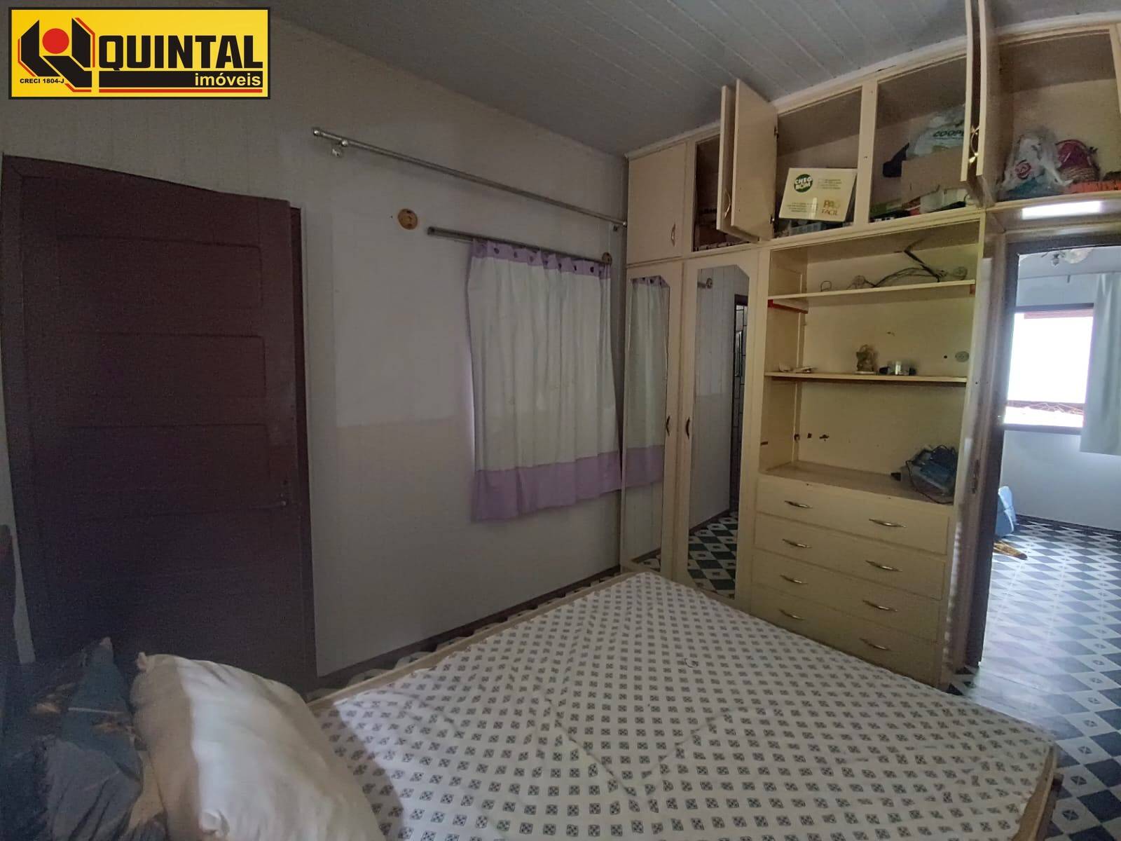 Casa Residencial 8 dormitórios no bairro Progresso