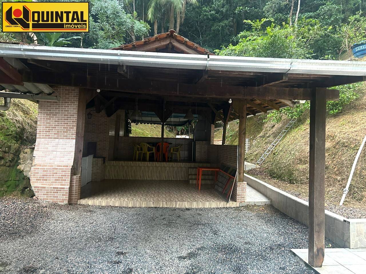 Chácara 2 dormitórios no bairro Glória