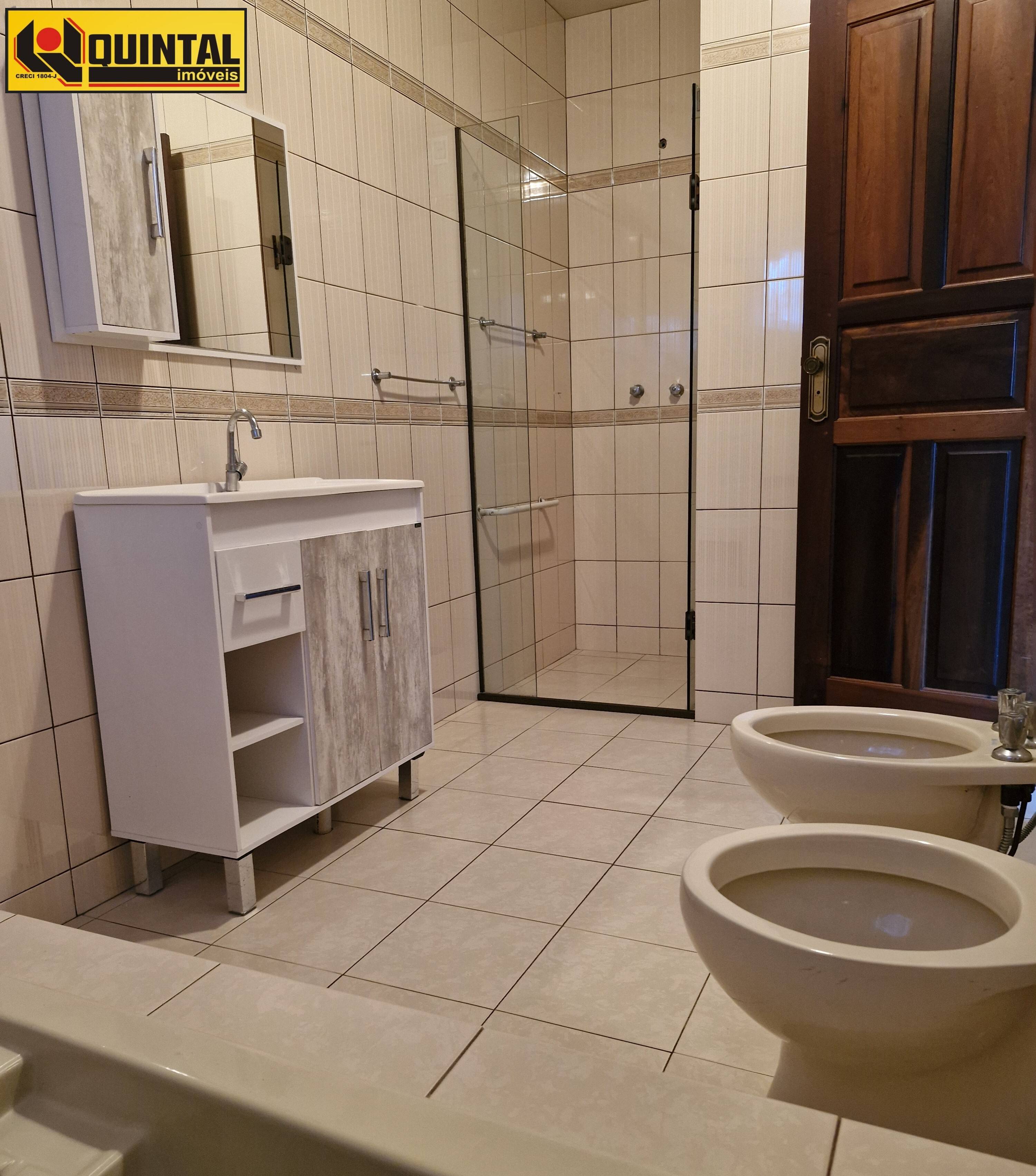 Casa Residencial 3 dormitórios no bairro Garcia
