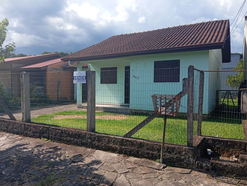 Casa 2d  no bairro Figueira em Igrejinha - 