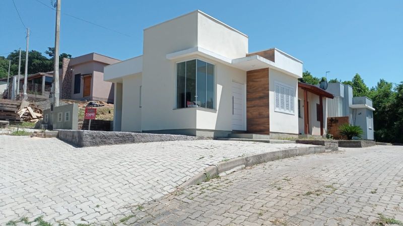 Casa 2d  no bairro Invernada em Igrejinha - 