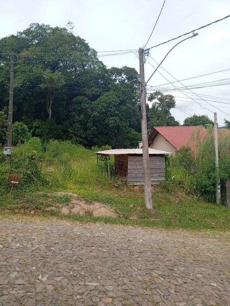 Terreno no bairro Viaduto em Igrejinha - 