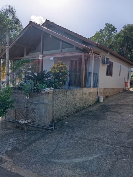 Casa 2d  no bairro Integra��o em Parob� - 