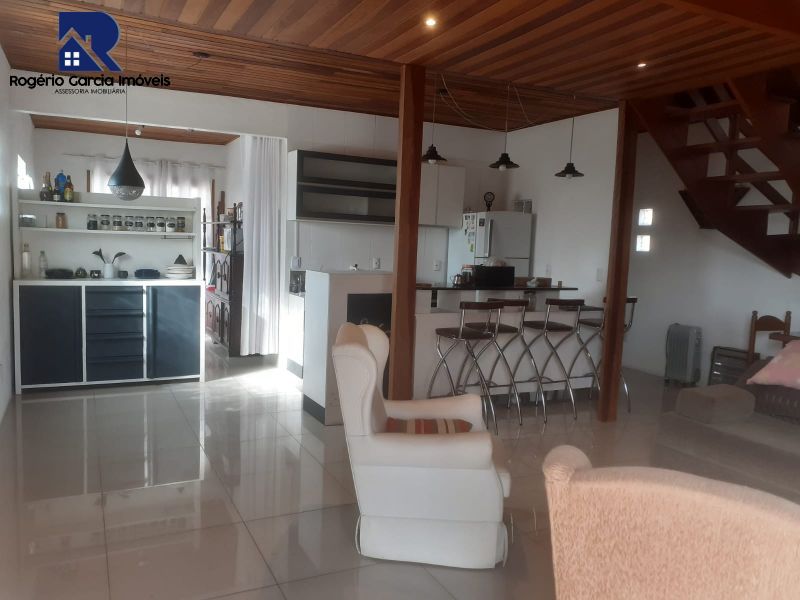 Casa 2 dormitórios no bairro São José em Porto Alegre