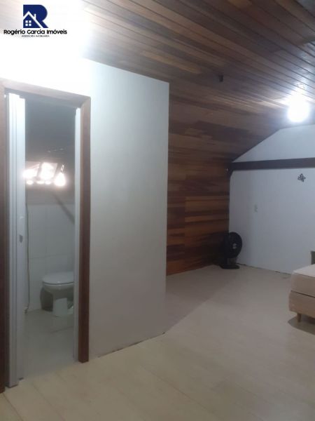 Casa 2 dormitórios no bairro São José em Porto Alegre