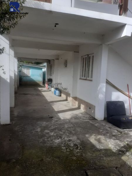 Casa 2 dormitórios no bairro São José em Porto Alegre