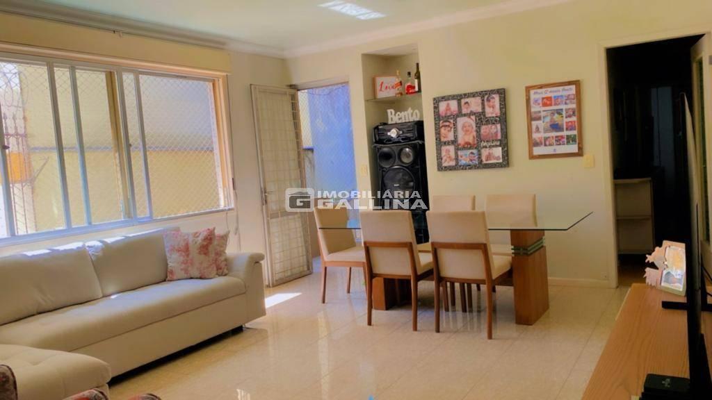 Apto 2 quarto(s)  no Centro