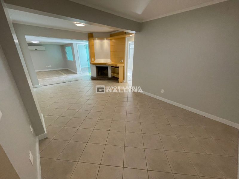 Apto 4 quarto(s)  no Medianeira