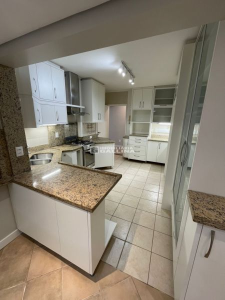 Apto 4 quarto(s)  no Medianeira