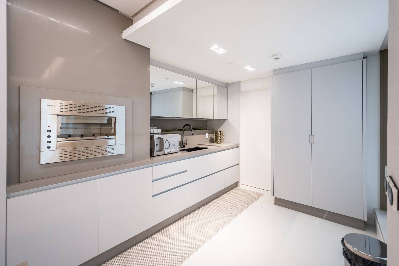 Yachthouse Residence - Andar Alto