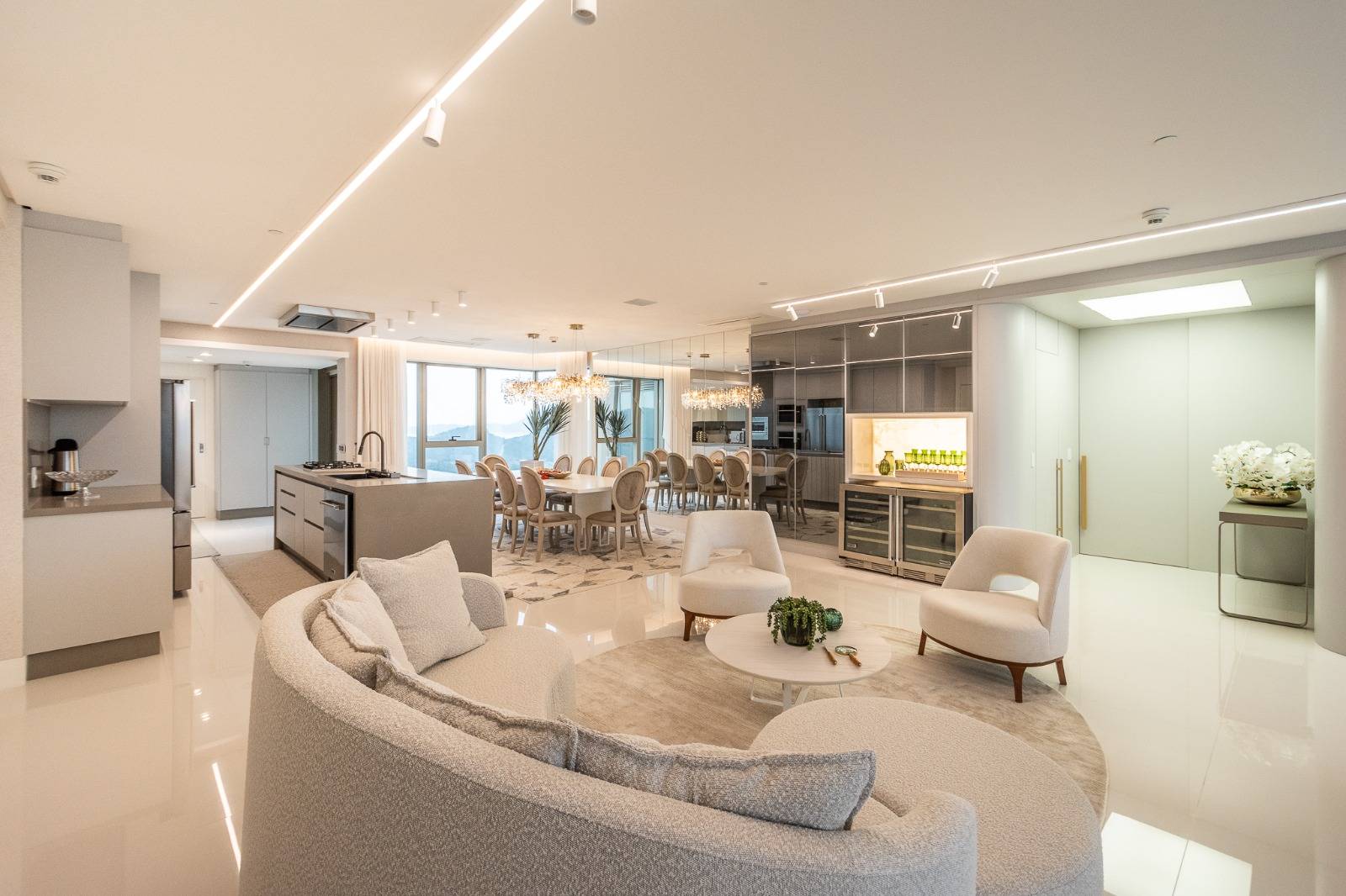 Yachthouse Residence - Andar Alto