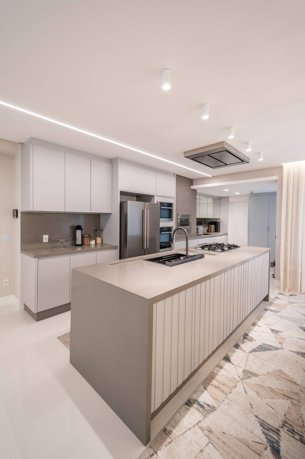 Yachthouse Residence - Andar Alto