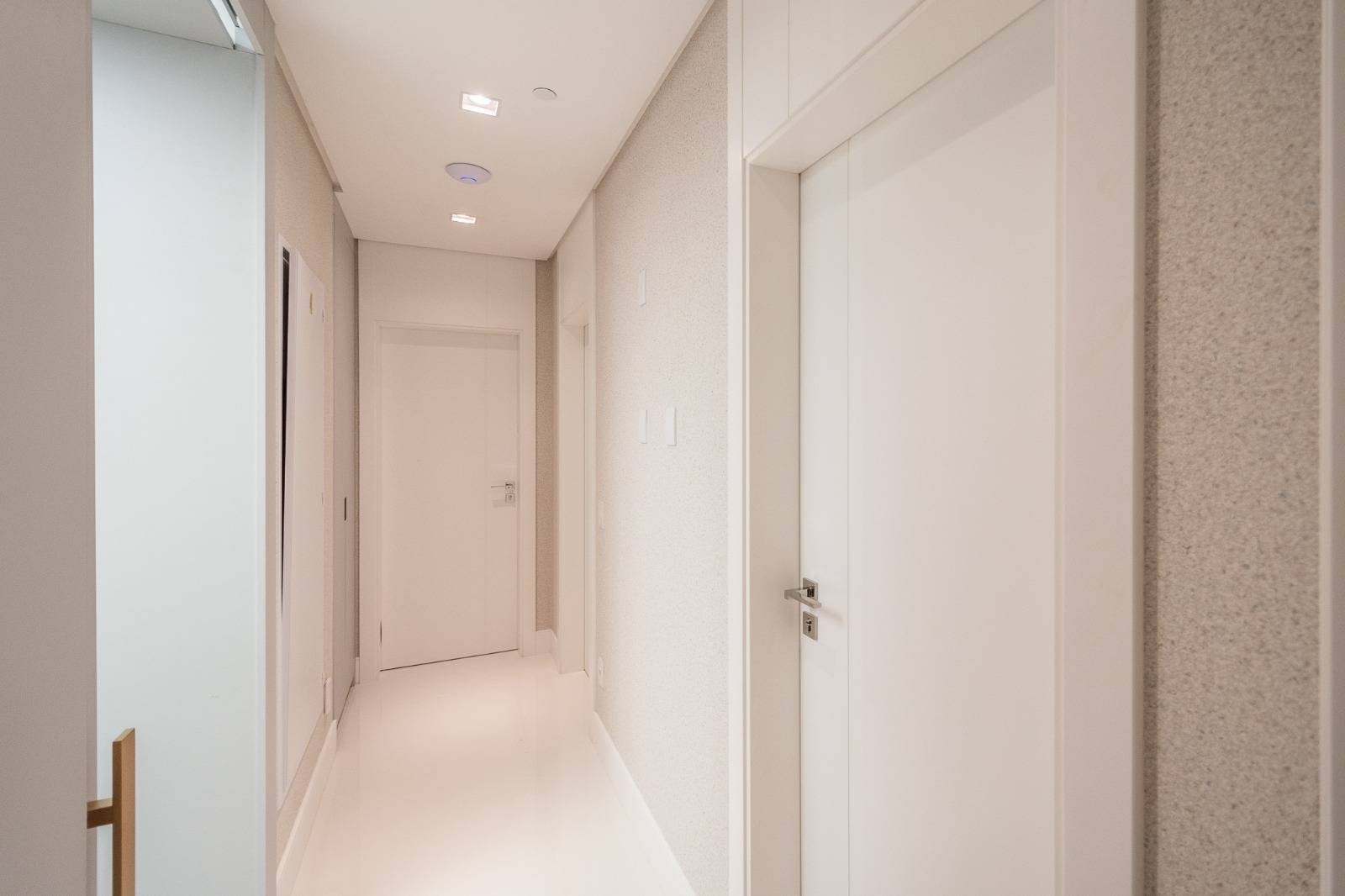 Yachthouse Residence - Andar Alto