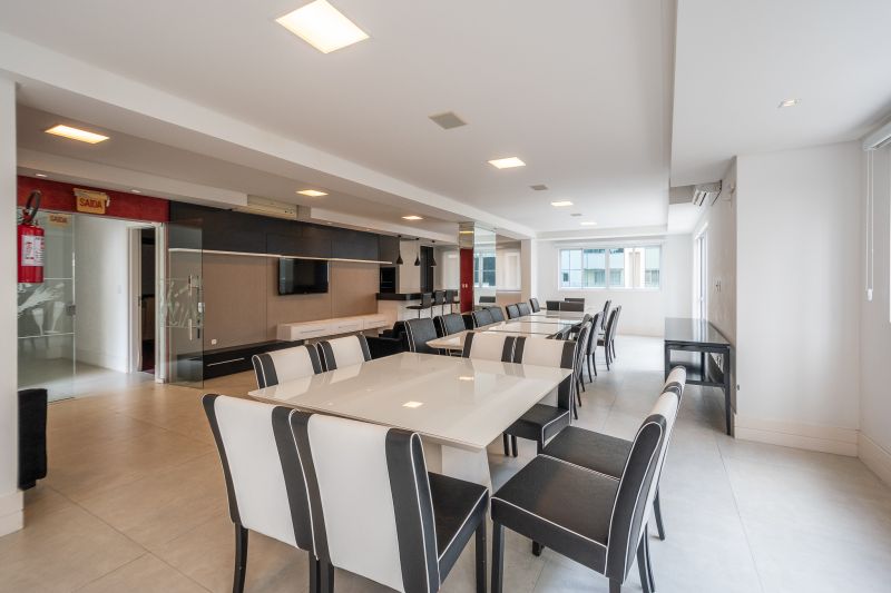 Cobertura Duplex com Piscina Privativa em Balneário Camboriú