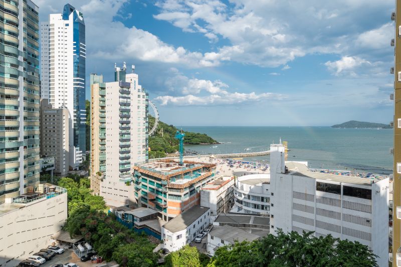 Edifício Chateau Montmartre em Balneário Camboriú