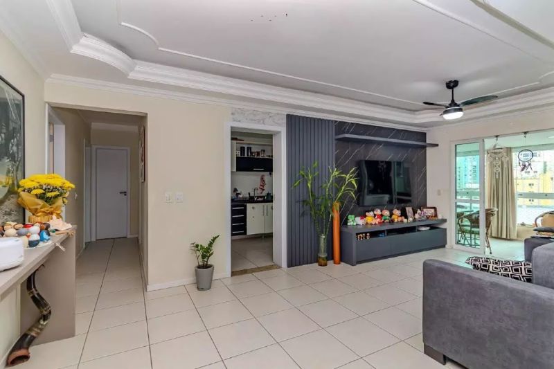 Edifício Waimea - Apartamento Mobiliado em Balneário Camboriú