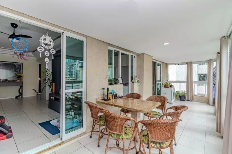 Edifício Waimea - Apartamento Mobiliado em Balneário Camboriú