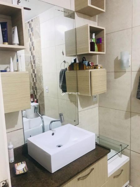 Casa 4 quartos  no bairro Centro