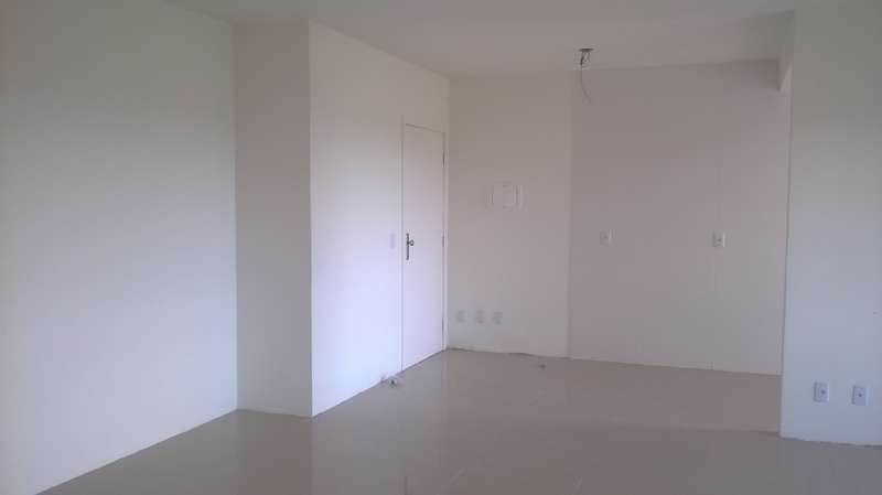 Apartamento 3 quartos  no bairro Laranjal