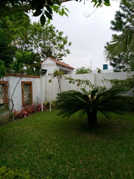 Casa 3 quartos  no bairro Laranjal