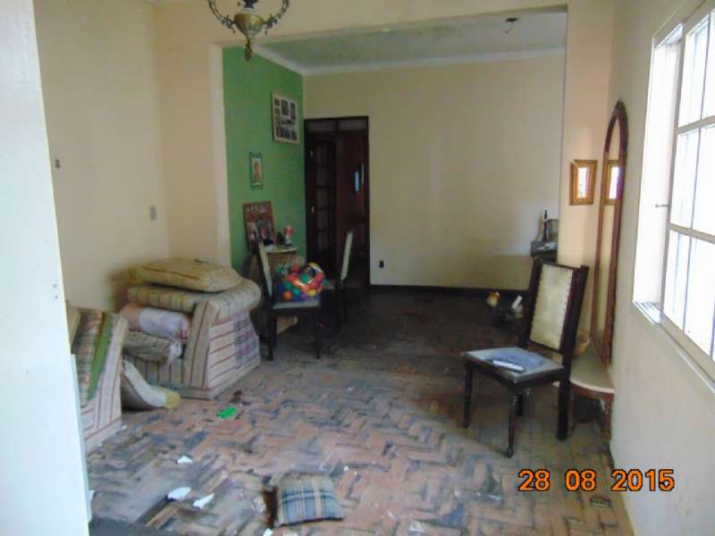 Casa 3 quartos  no bairro Centro