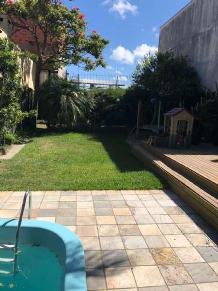 Sobrado 3 quartos  no bairro Centro