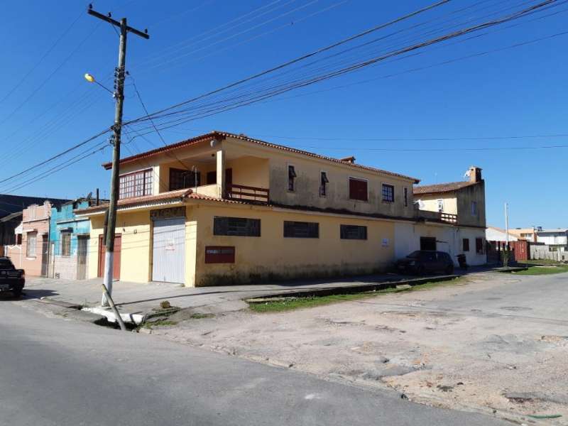 Sobrado 3 quartos  no bairro Centro
