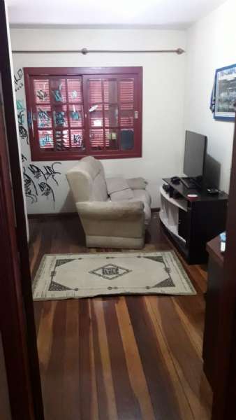 Sobrado 3 quartos  no bairro Centro