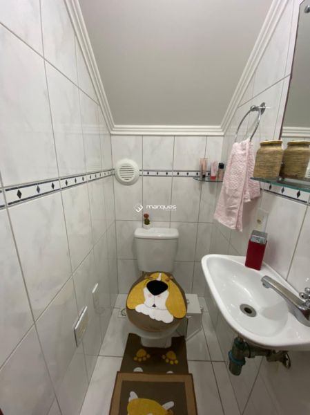 Casa 3 quartos  no bairro Laranjal