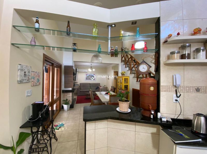 Casa 3 quartos  no bairro Laranjal