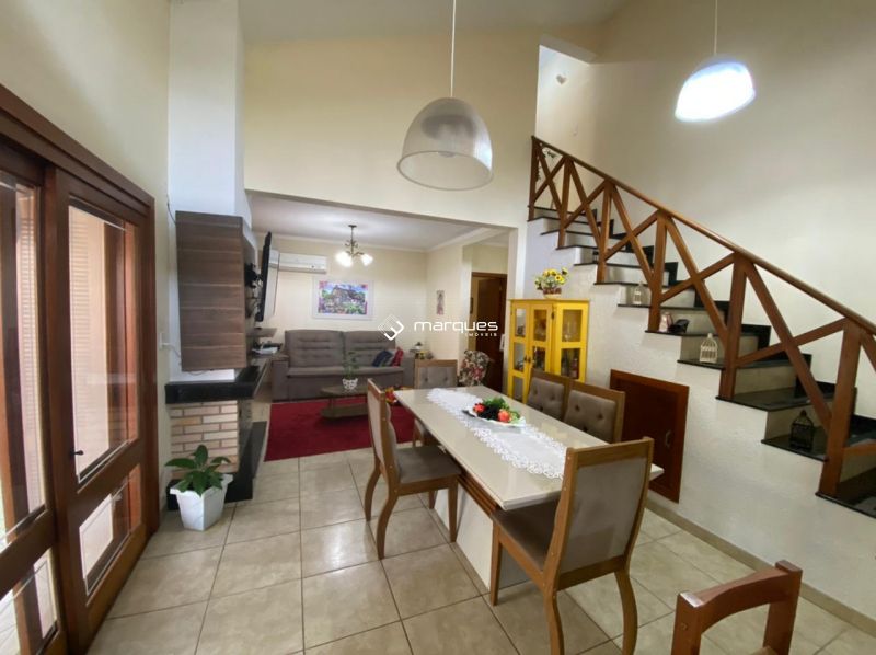 Casa 3 quartos  no bairro Laranjal