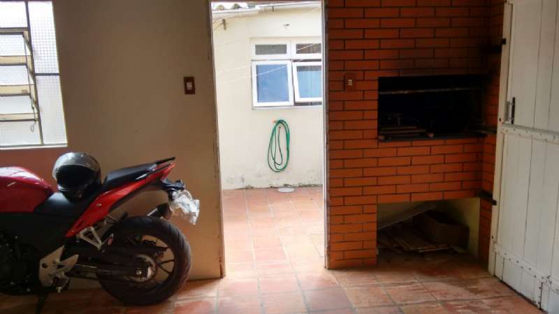 Casa 2 quartos  no bairro Centro