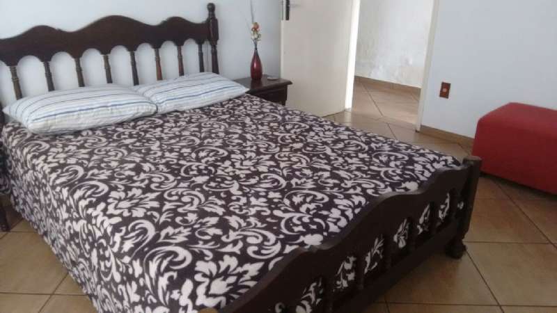 Casa 2 quartos  no bairro Centro