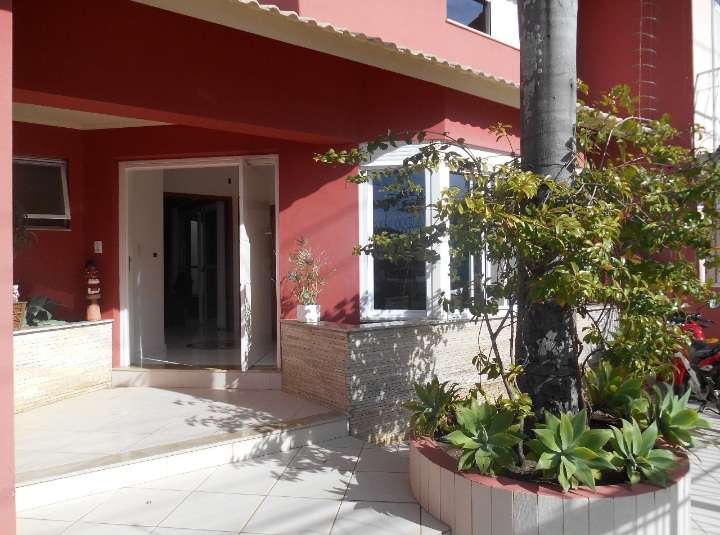 Casa 2 quartos  no bairro Centro