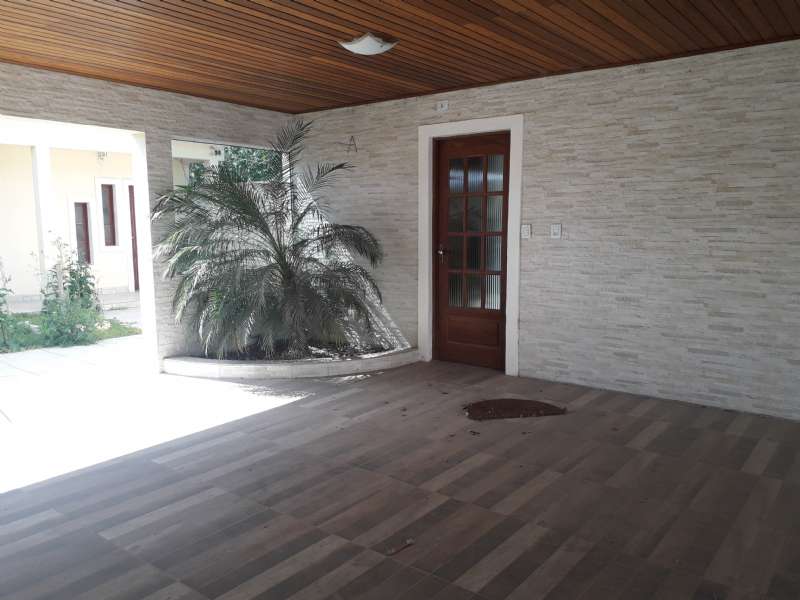 Casa 4 quartos  no bairro Centro