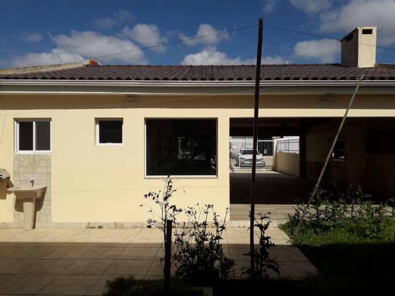 Casa 4 quartos  no bairro Centro