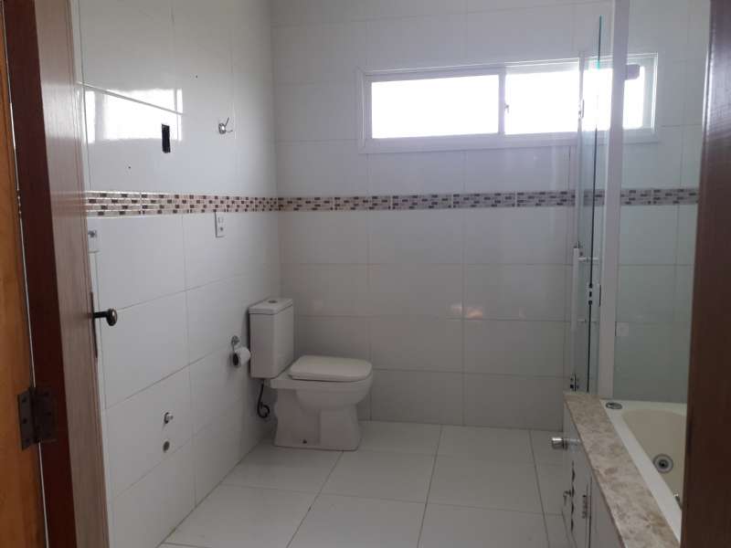 Casa 4 quartos  no bairro Centro