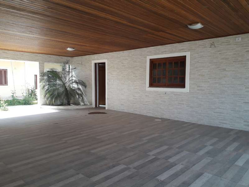 Casa 4 quartos  no bairro Centro