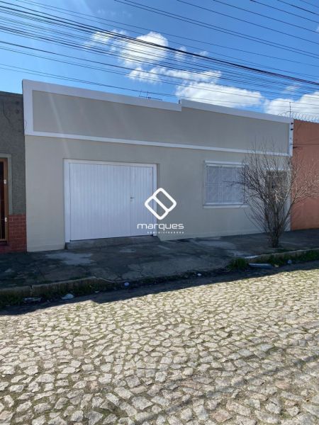 Casa 3 quartos  no bairro Centro