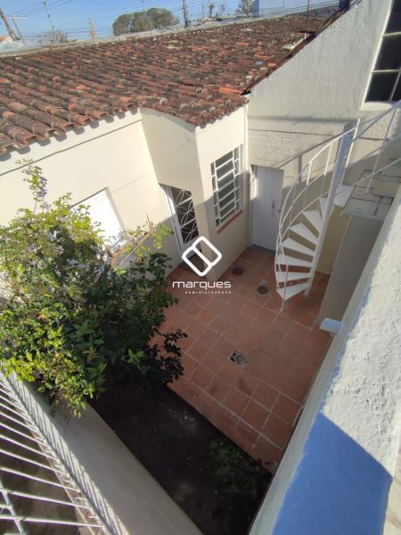 Casa 3 quartos  no bairro Centro